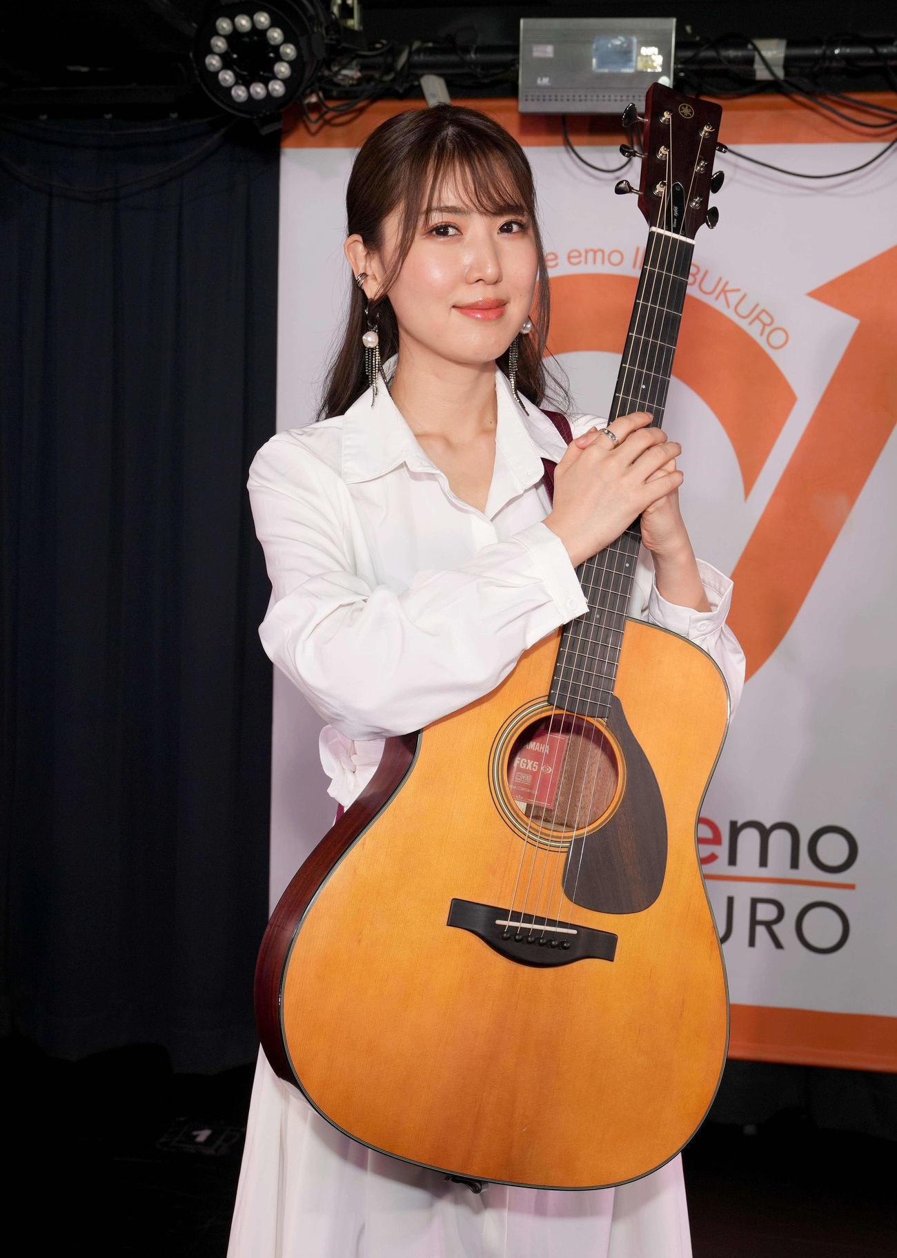 ニューアルバムの曲を熱唱するおかゆ