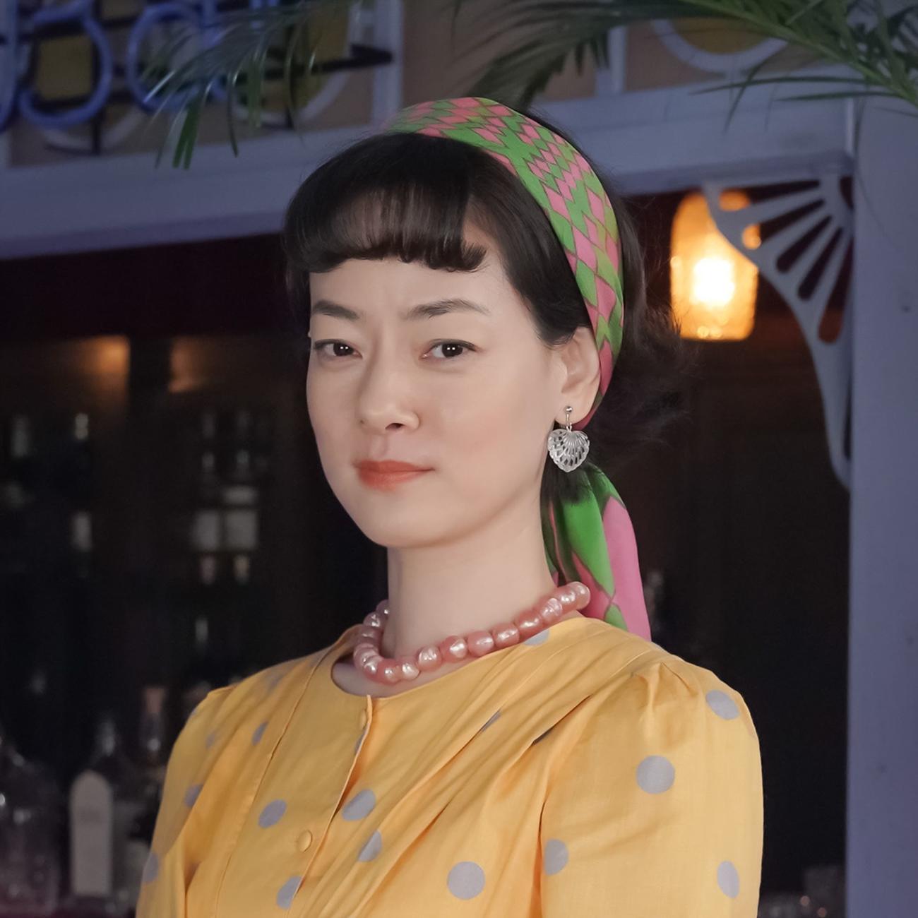 ジャズ喫茶に通う女子大生ベリーを演じている市川実日子