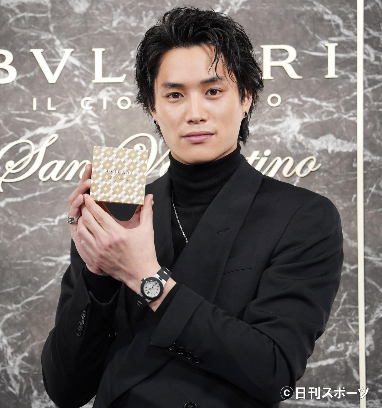 チョコレート「サン・ヴァレンティーノ」のアンバサダーに就任した鈴木伸之（撮影・佐藤勝亮）