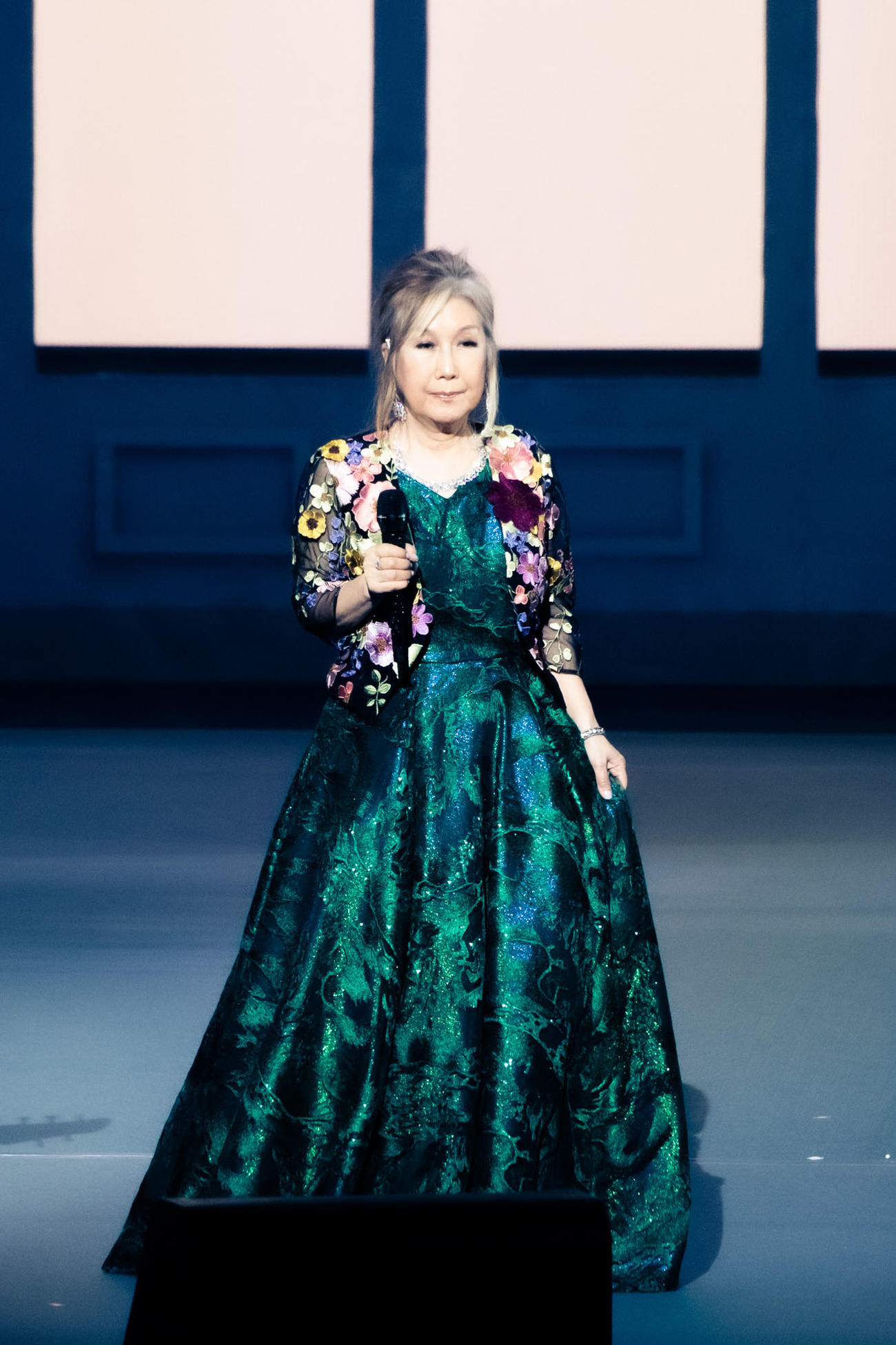 全国ツアーをスタートさせた高橋真梨子