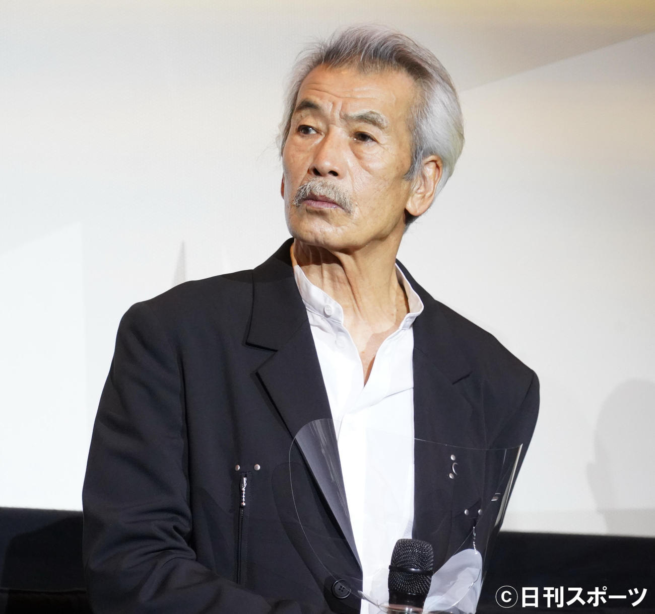 映画「名付けようのない踊り」の公開記念舞台あいさつに出席した田中泯（撮影・佐藤成）