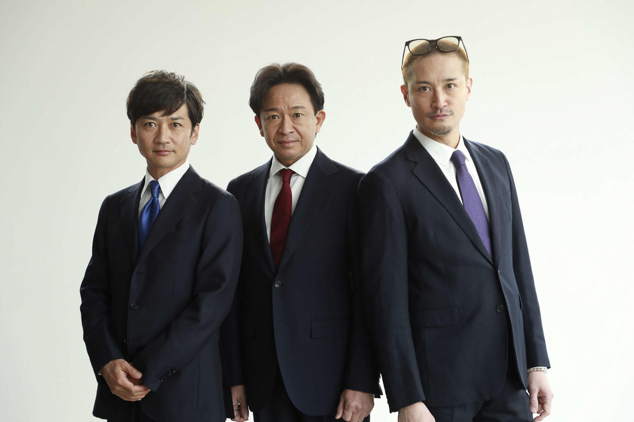 民放BS5局とのコラボレーションを発表したTOKIO。左から国分太一、城島茂、松岡昌宏