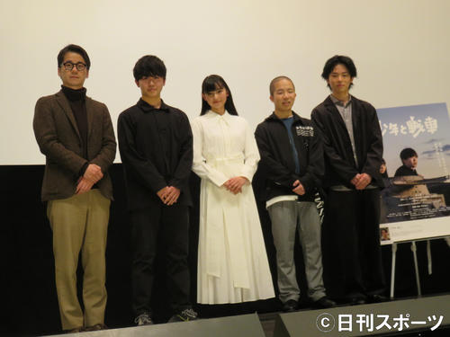 鈴木福初キスシーン 同級生と無理やりよりも 黒崎さんとのが先でよかった シネマ写真ニュース 日刊スポーツ