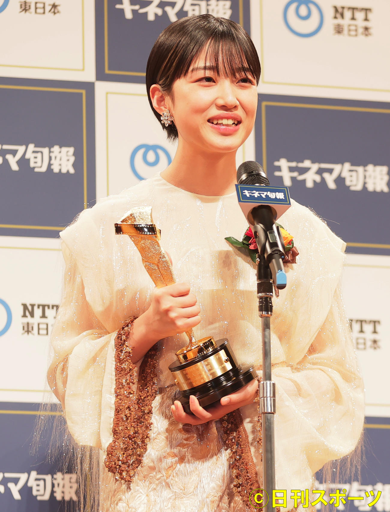 新人女優賞を受賞した河合優実（撮影・野上伸悟）