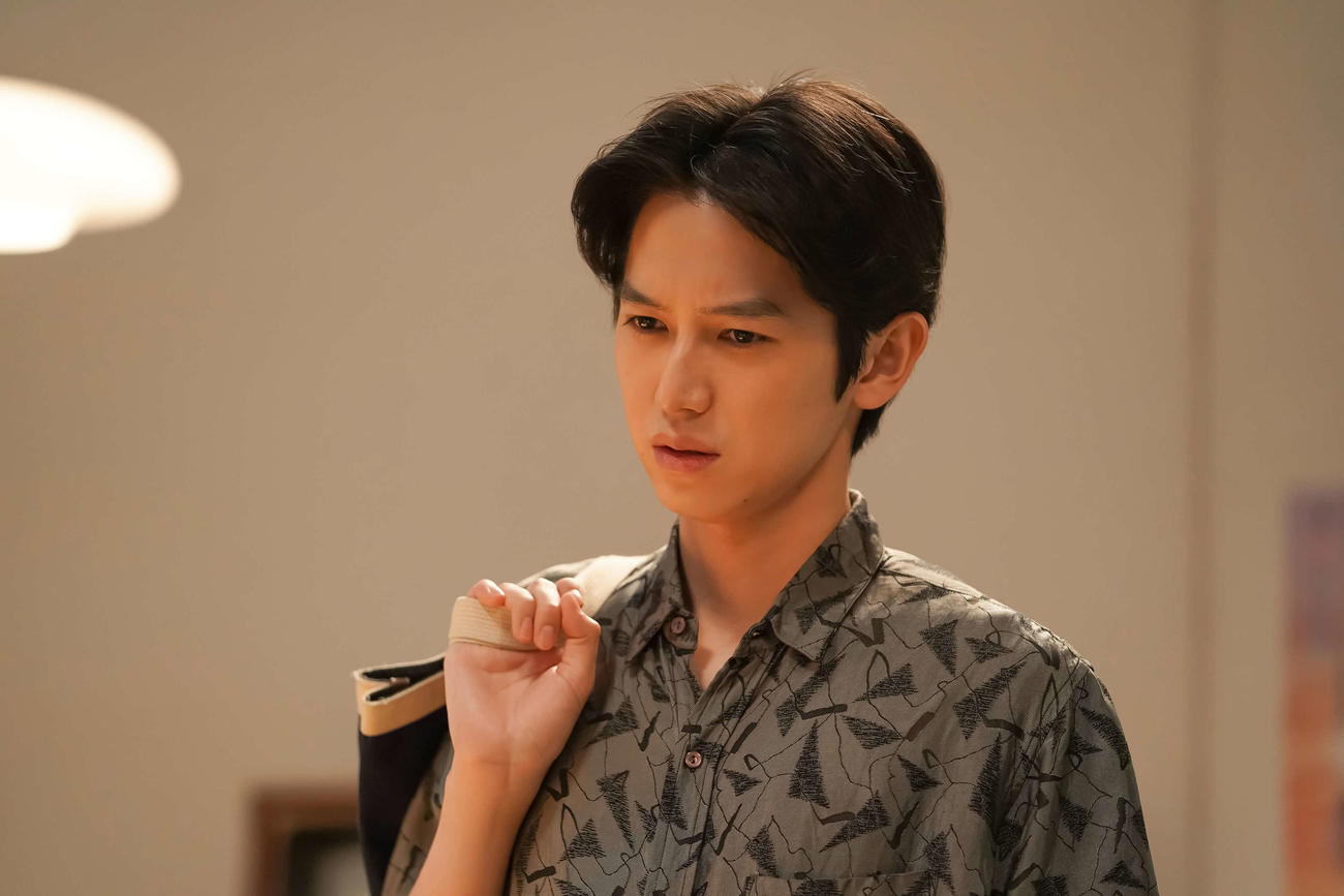 NHK連続テレビ小説「カムカムエヴリバディ」に出演する本郷奏多