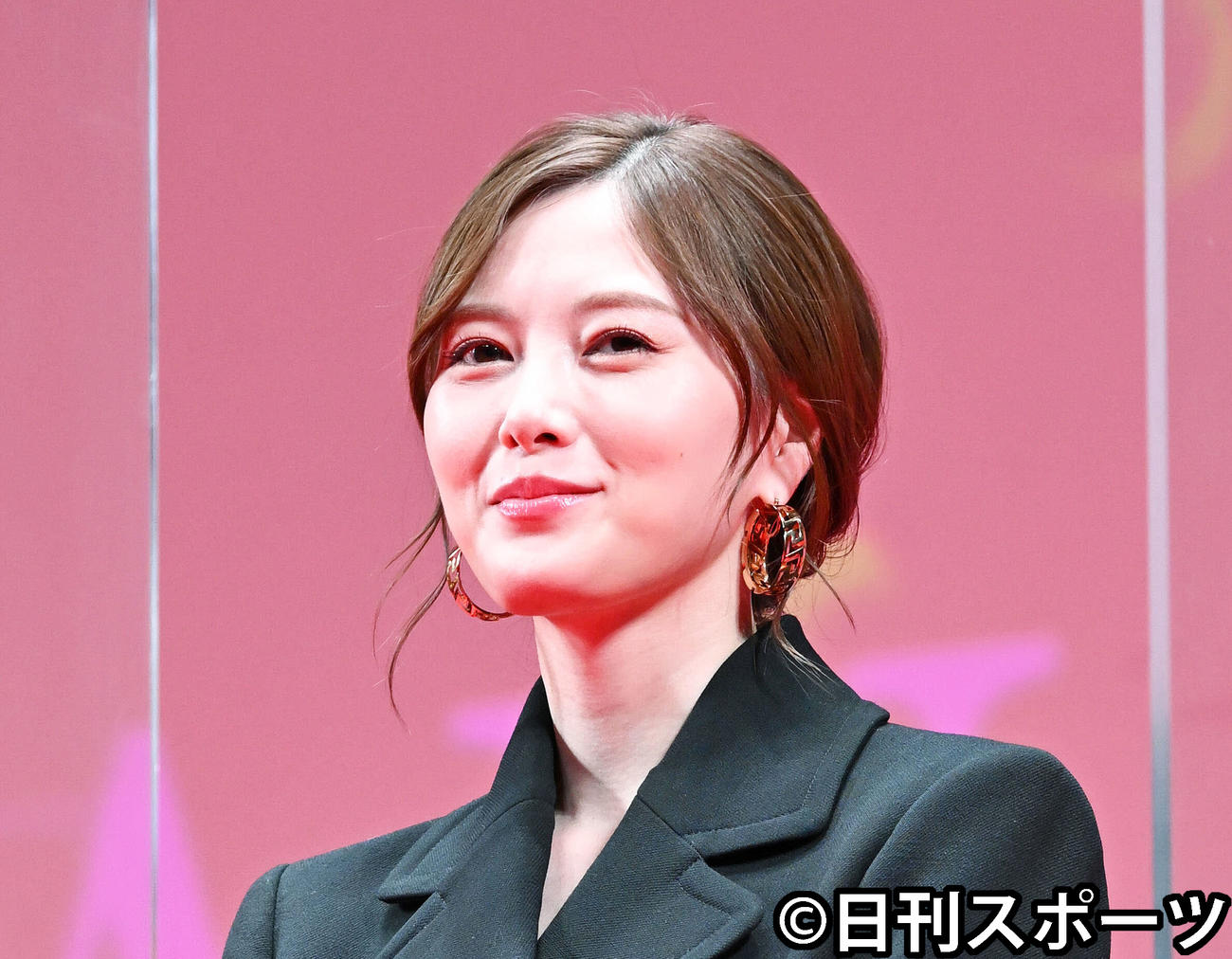 白石麻衣（2022年1月撮影）