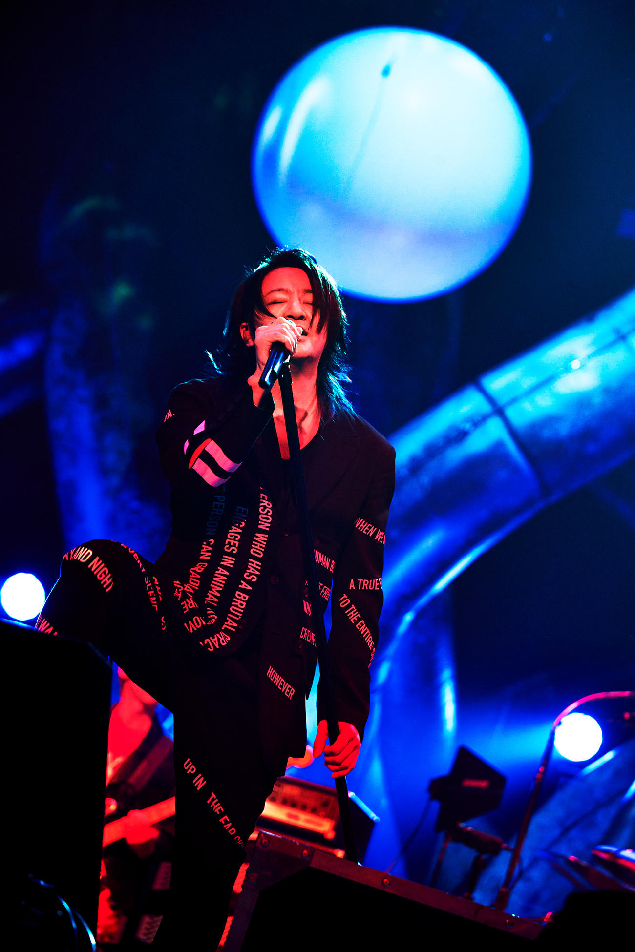 全国アリーナツアーの最終公演を行ったGLAYのボーカルTERU
