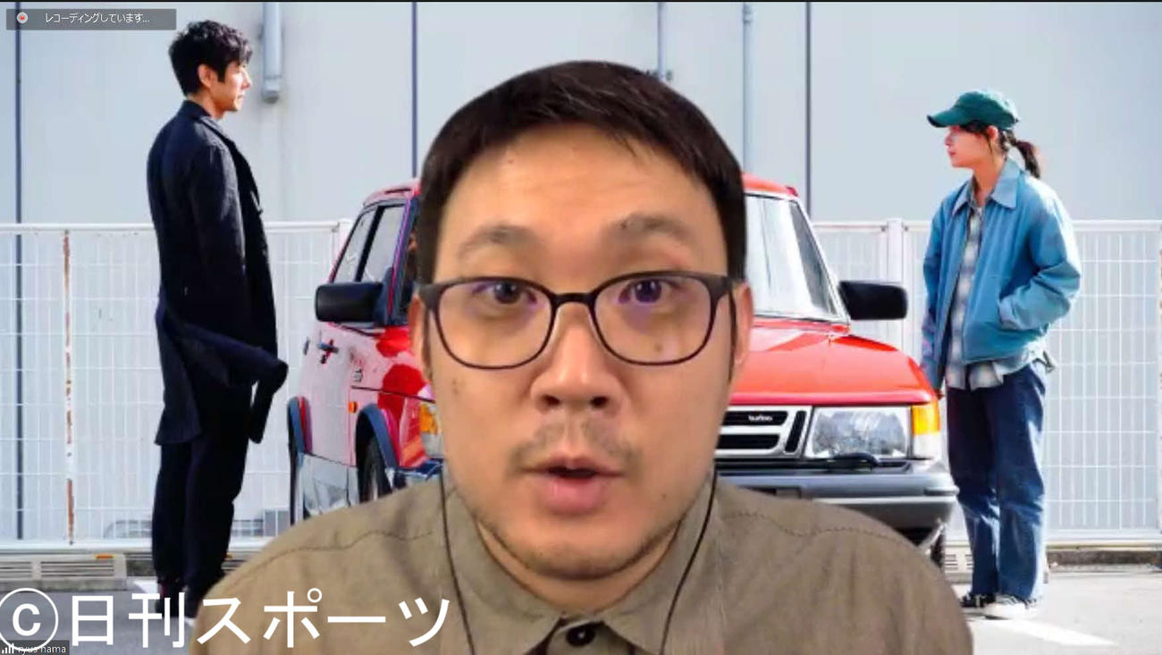 オンラインで会見を開いた濱口竜介監督（撮影・村上幸将）