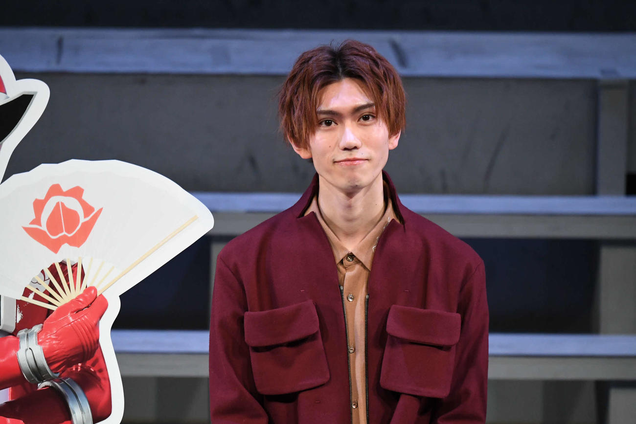 テレビ朝日系スーパー戦隊シリーズ「暴太郎戦隊ドンブラザーズ」で主演する樋口幸平