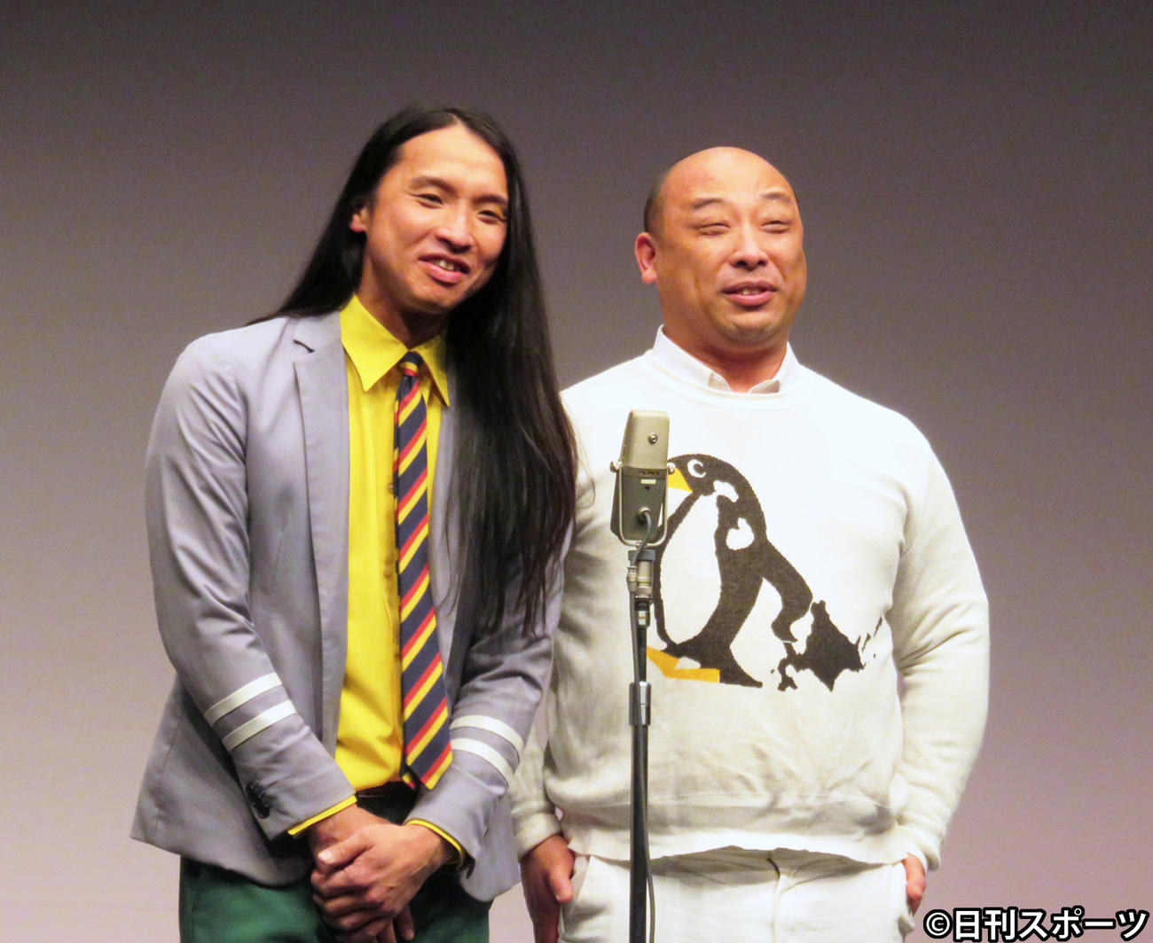 トム・ブラウンの布川ひろき（左）とみちお