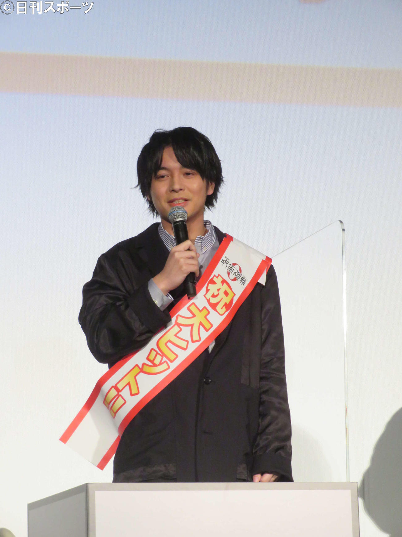 「劇場版　呪術廻戦0」大ヒット御礼舞台あいさつに登場し、テレビアニメ第2期を発表した榎木淳弥（撮影・村上幸将）