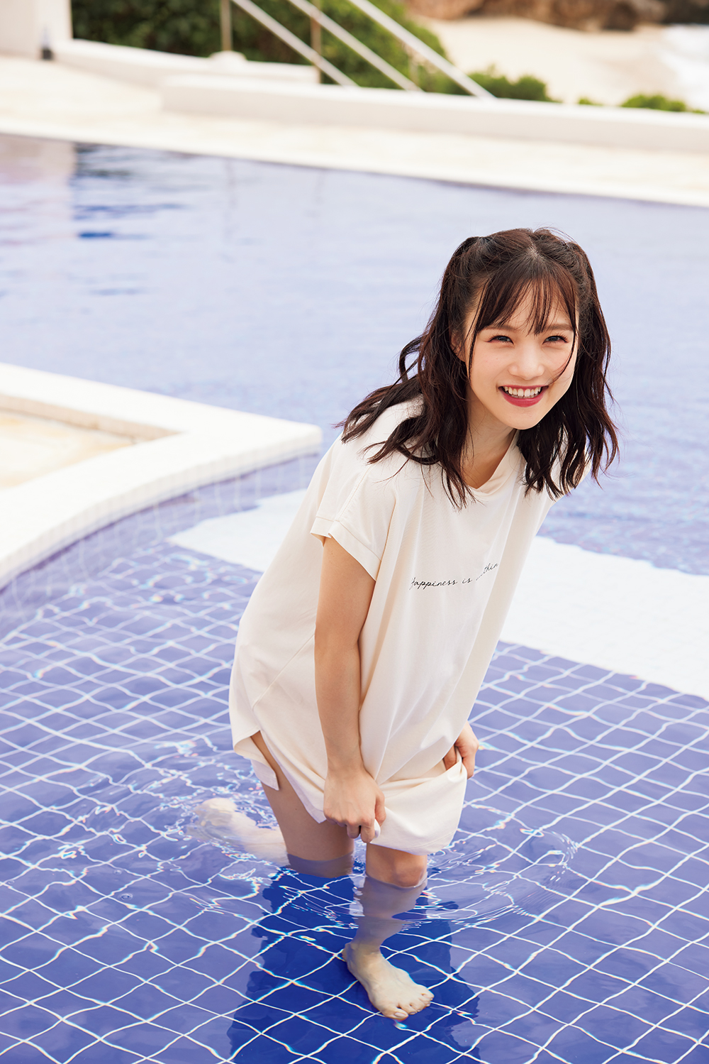 14日に3作目の写真集「愛　land」が発売されるJuice＝Juice稲場愛香