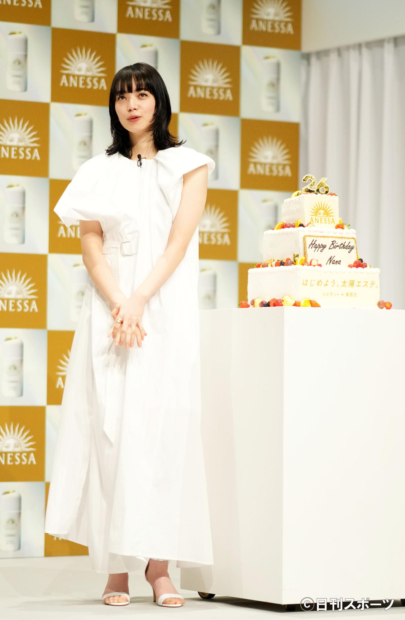 26歳になってからの抱負を笑顔で語る小松菜奈（撮影・横山健太）