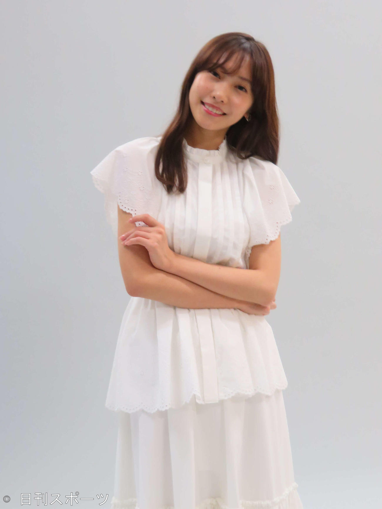 写真集「BE WITH ME」で披露した“神プロポーション”について語った佐野ひなこ（撮影・村上幸将）