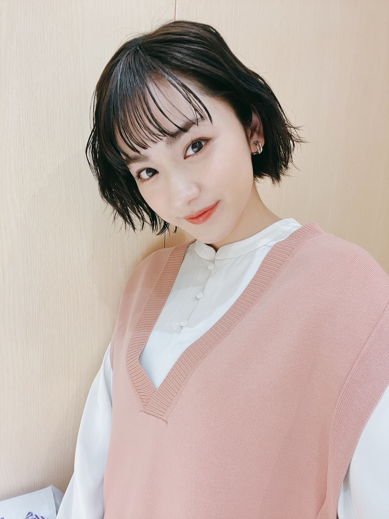 ショートヘア姿を公開した平祐奈（オフィシャルブログから）