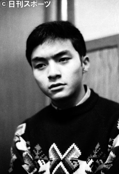 1964年、渋い表情をみせる西郷輝彦さん