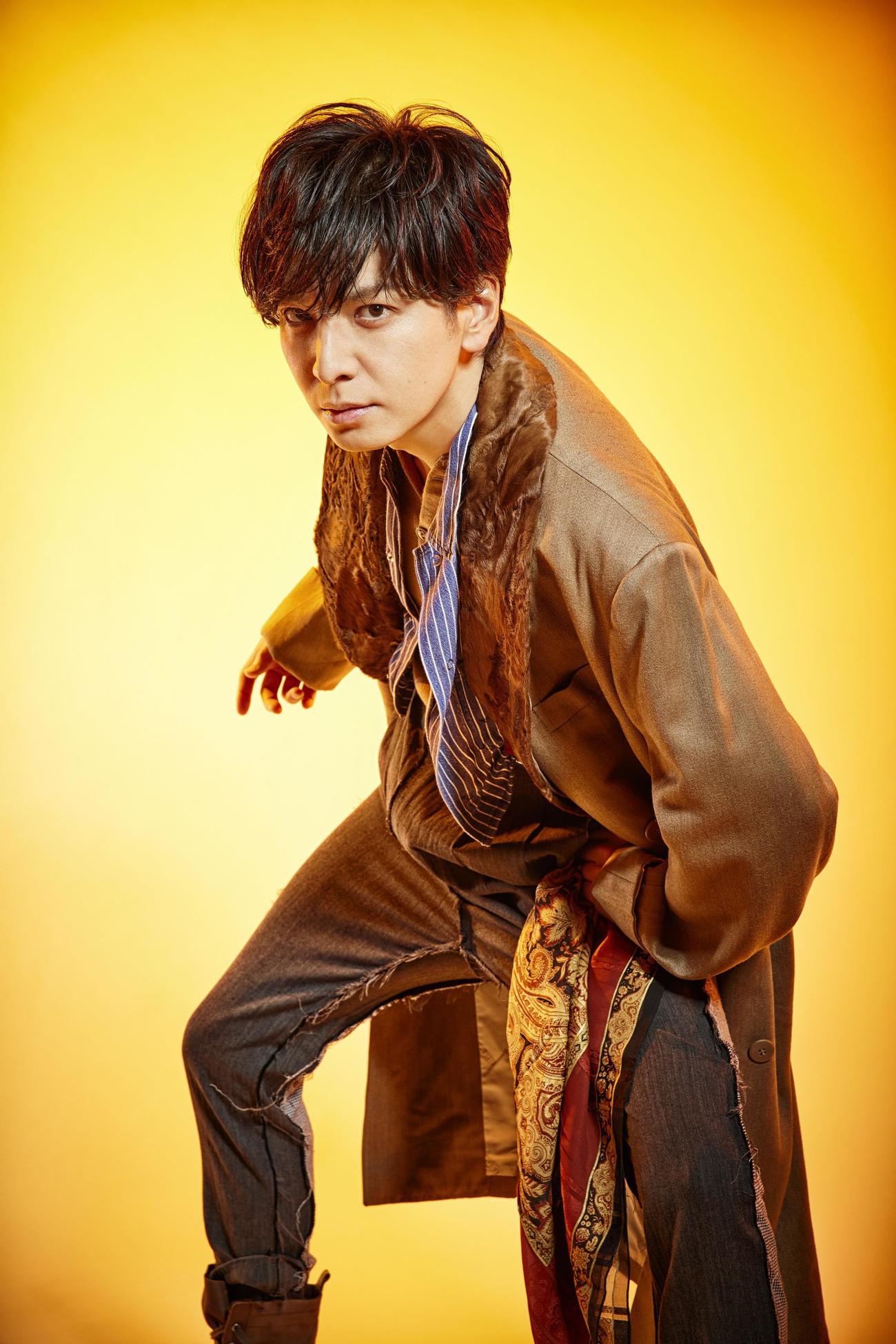舞台「てなもんや三文オペラ」に主演する生田斗真