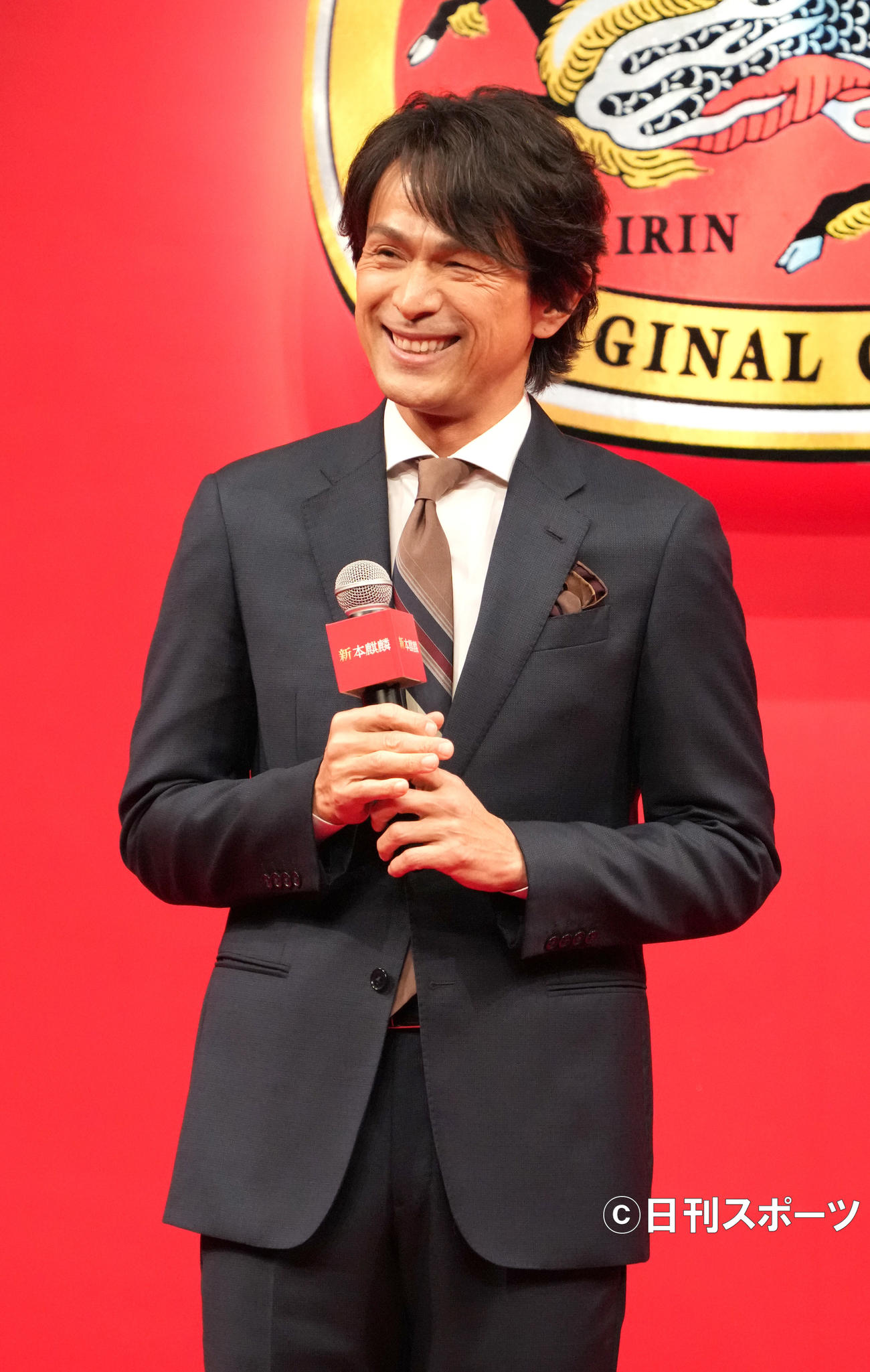 新しい「本麒麟」新CM発表会＆一発撮り生CM撮影会に臨む江口洋介（撮影・小沢裕）