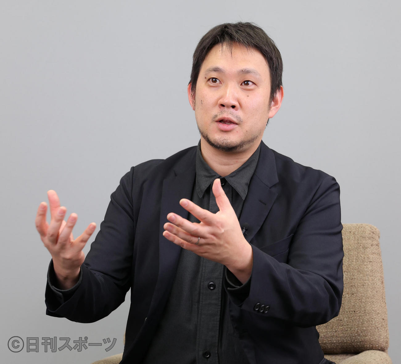 「ドライブ・マイ・カー」の濱口竜介監督（21年12月撮影）