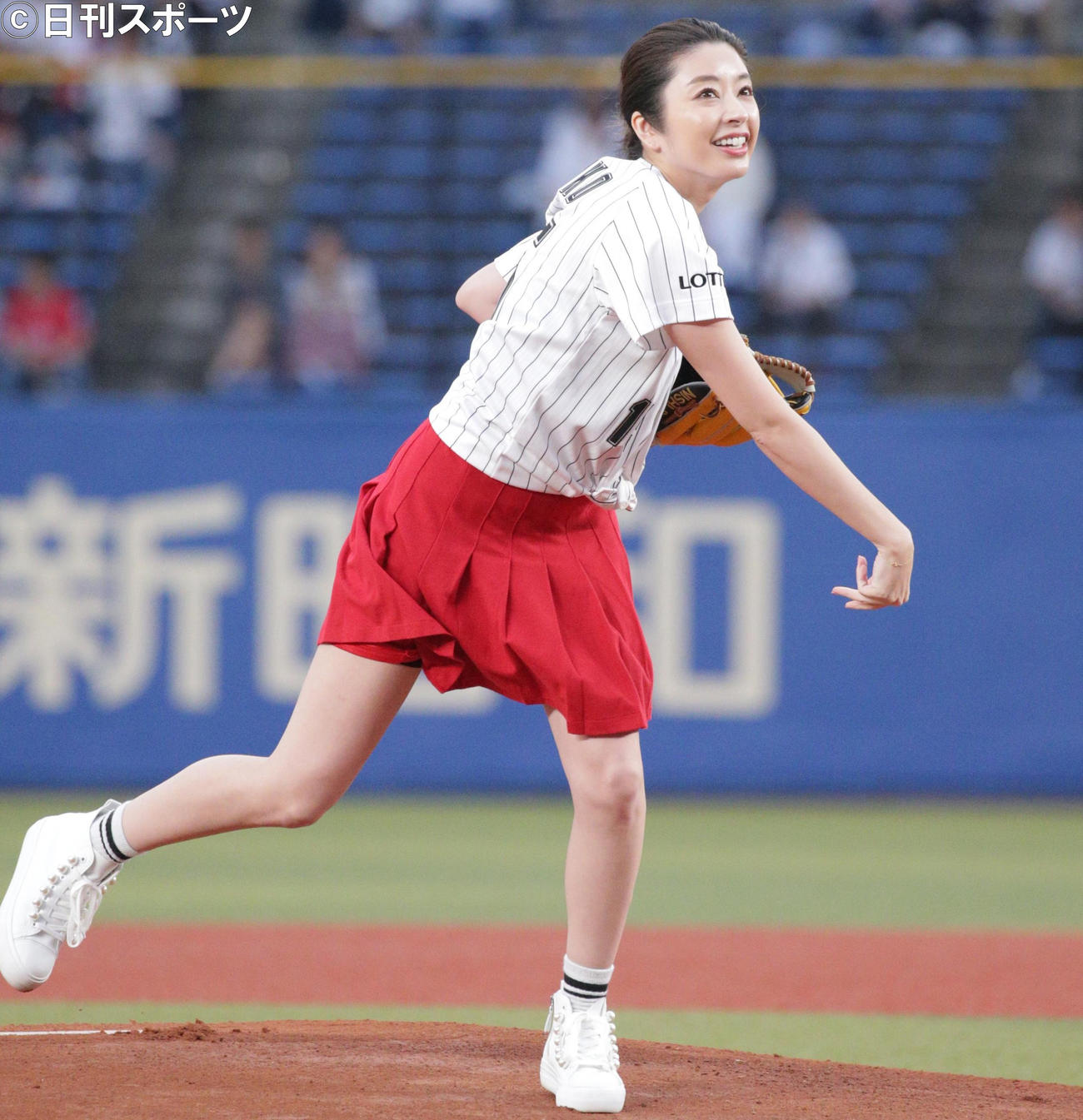ロッテ対DeNA　始球式を行った土岐田麗子（2018年6月撮影）