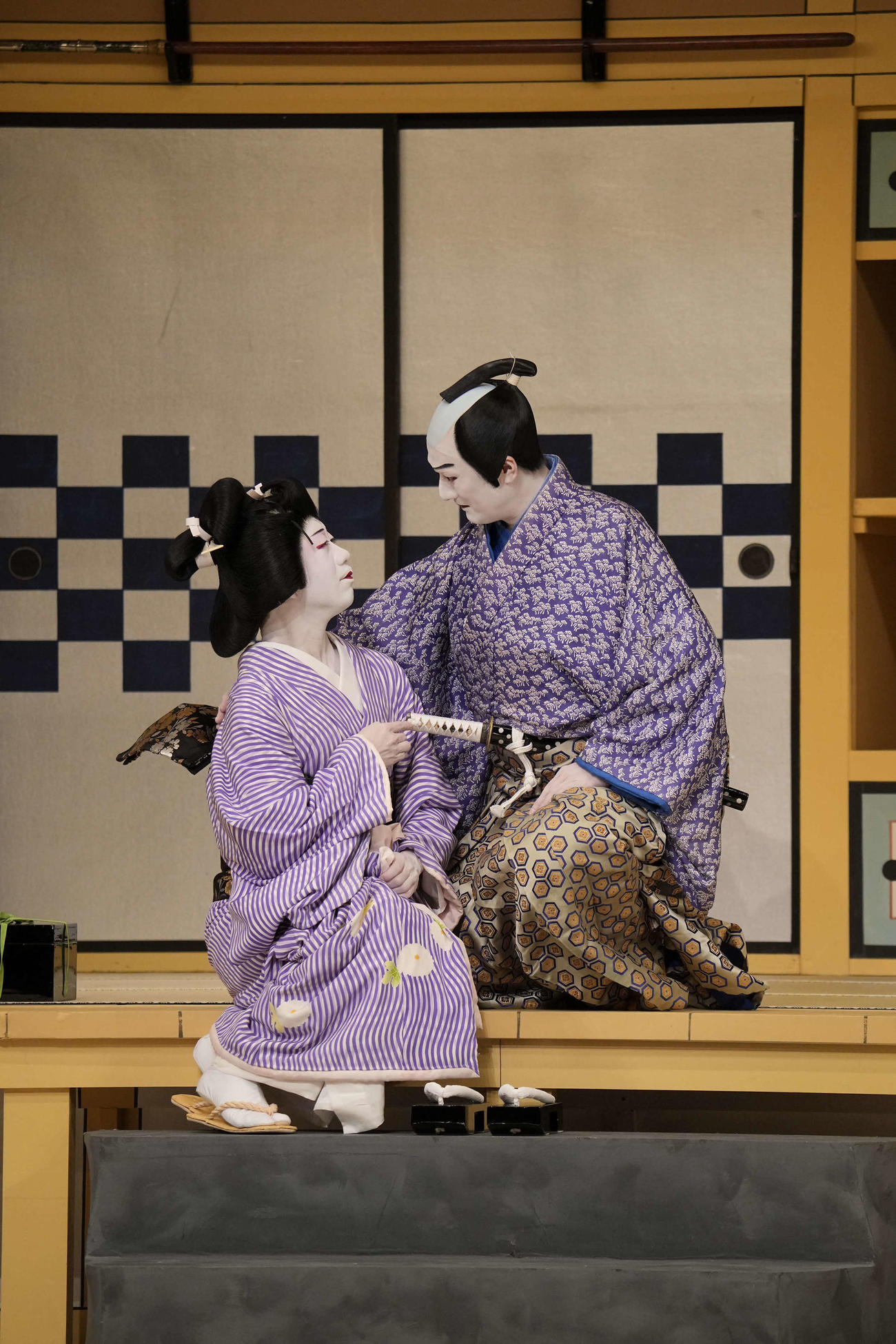 「番町皿屋敷」の（左から）中村壱太郎、中村隼人（C）松竹