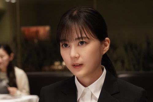 フジテレビ系ドラマ「ゴシップ#彼女が知りたい本当の○○」に出演する生田絵梨花
