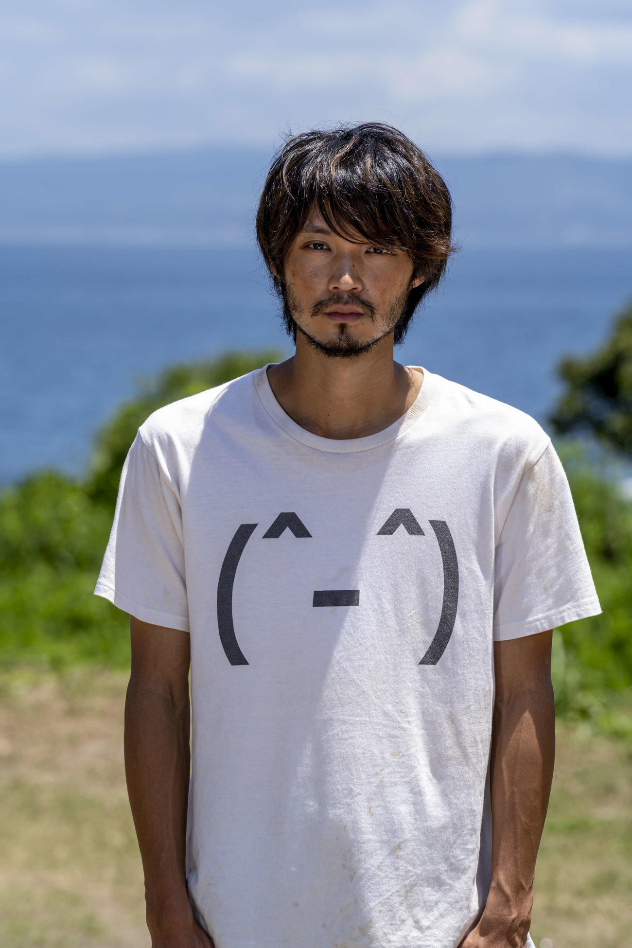映画「ビリーバーズ」で主演のオペレーター役磯村勇斗（C）山本直樹・小学館／「ビリーバーズ」製作委員会