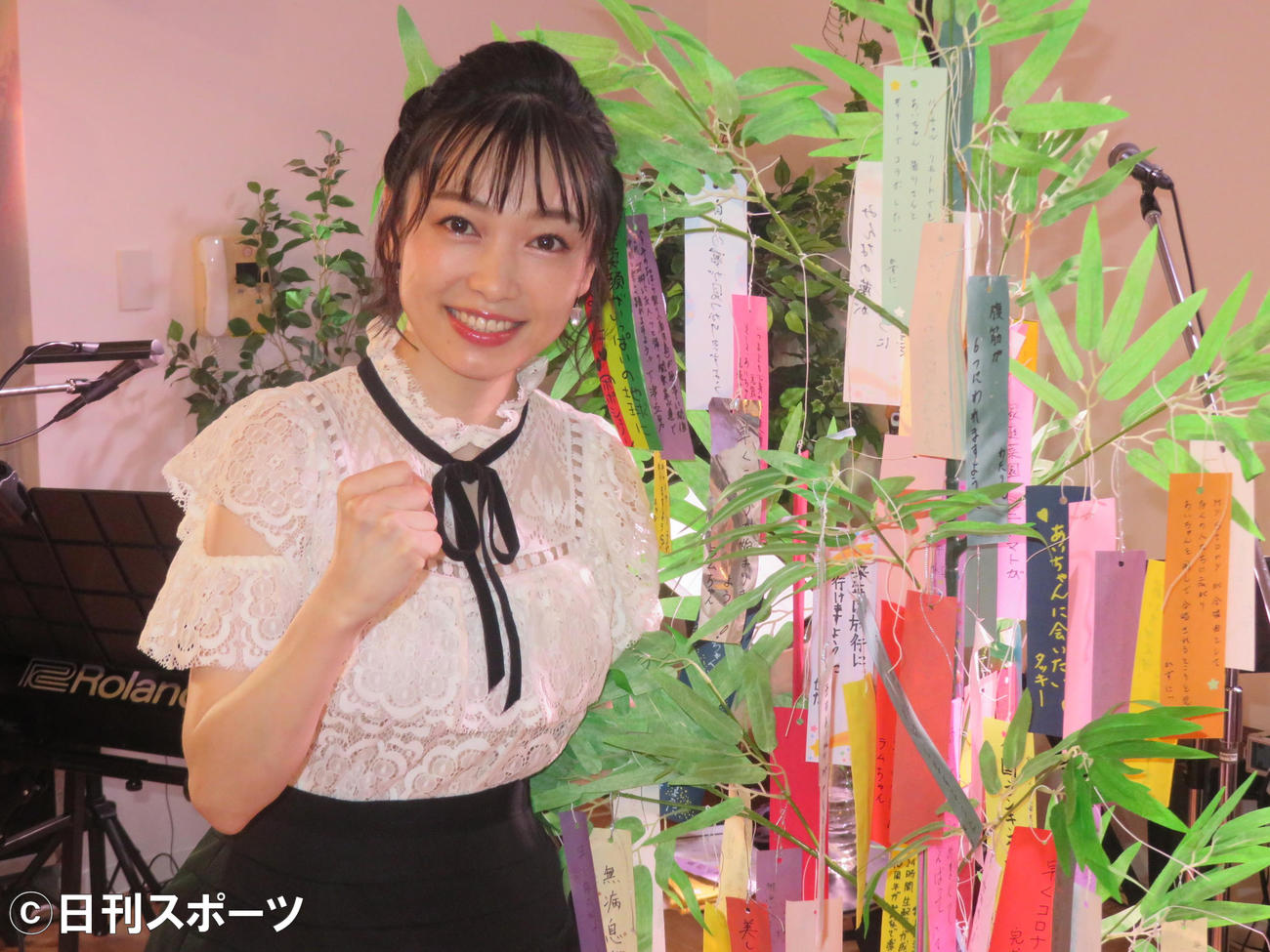 デビュー10周年記念24時間生配信を前に気合を入れる西田あい（2020年7月撮影）