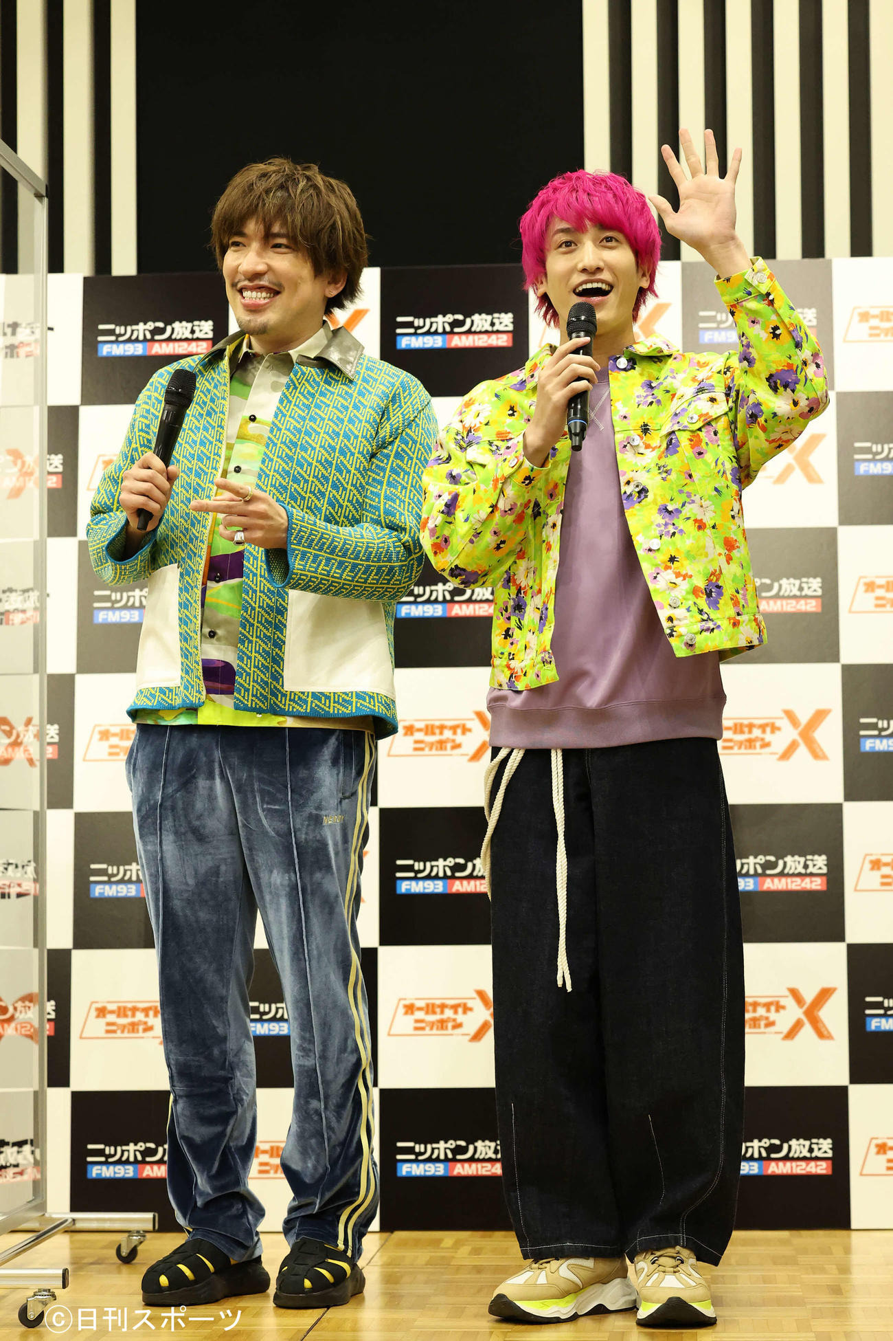 「オールナイトニッポンX」のパーソナリティを務めるEXITのりんたろー（左）と兼近大樹（撮影・丹羽敏通）
