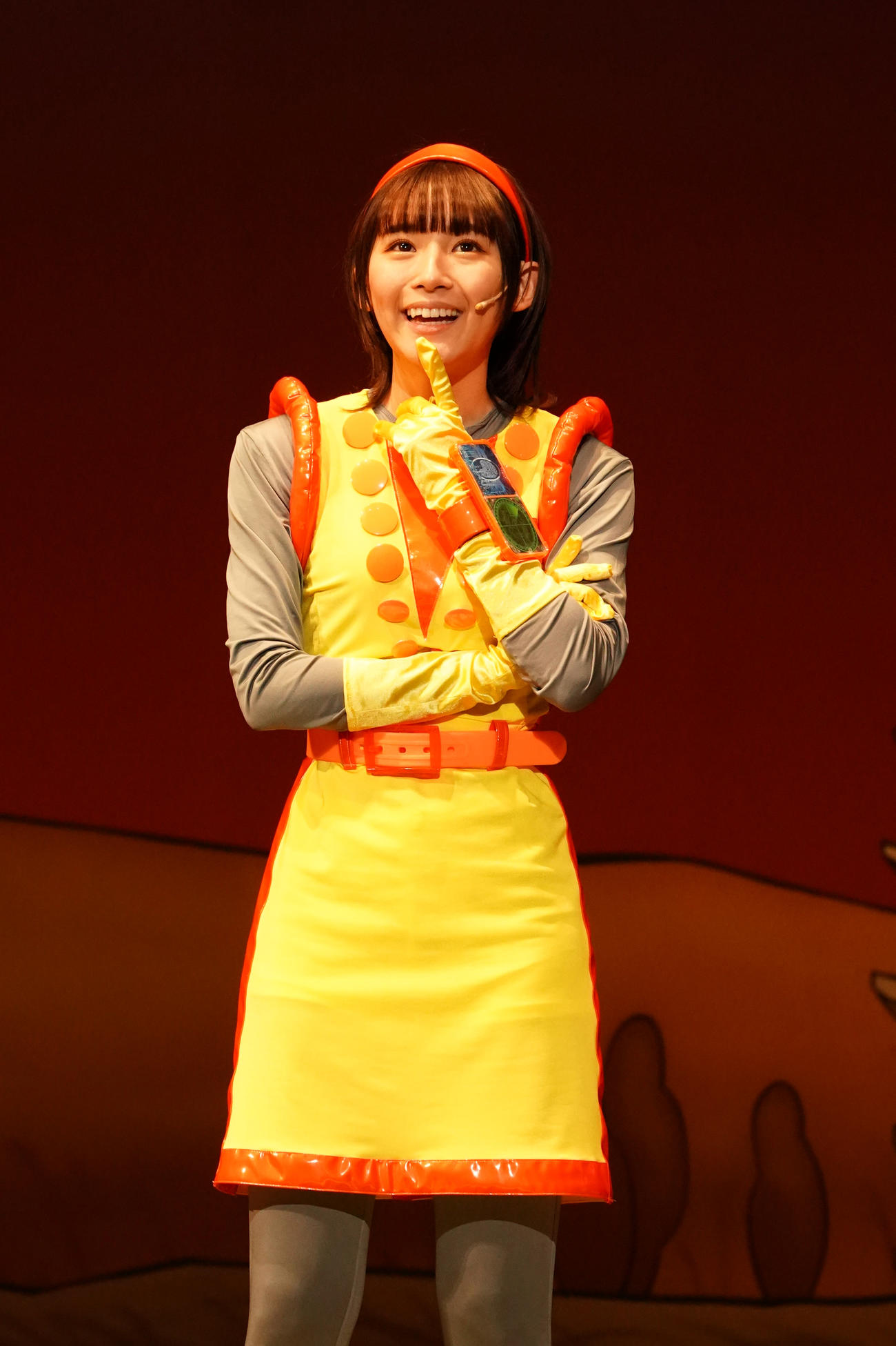 「チコちゃんに叱られる！　on STAGE　～そのとき歴史はチコっと動いた！～」の公開ゲネプロに臨む浅川梨奈