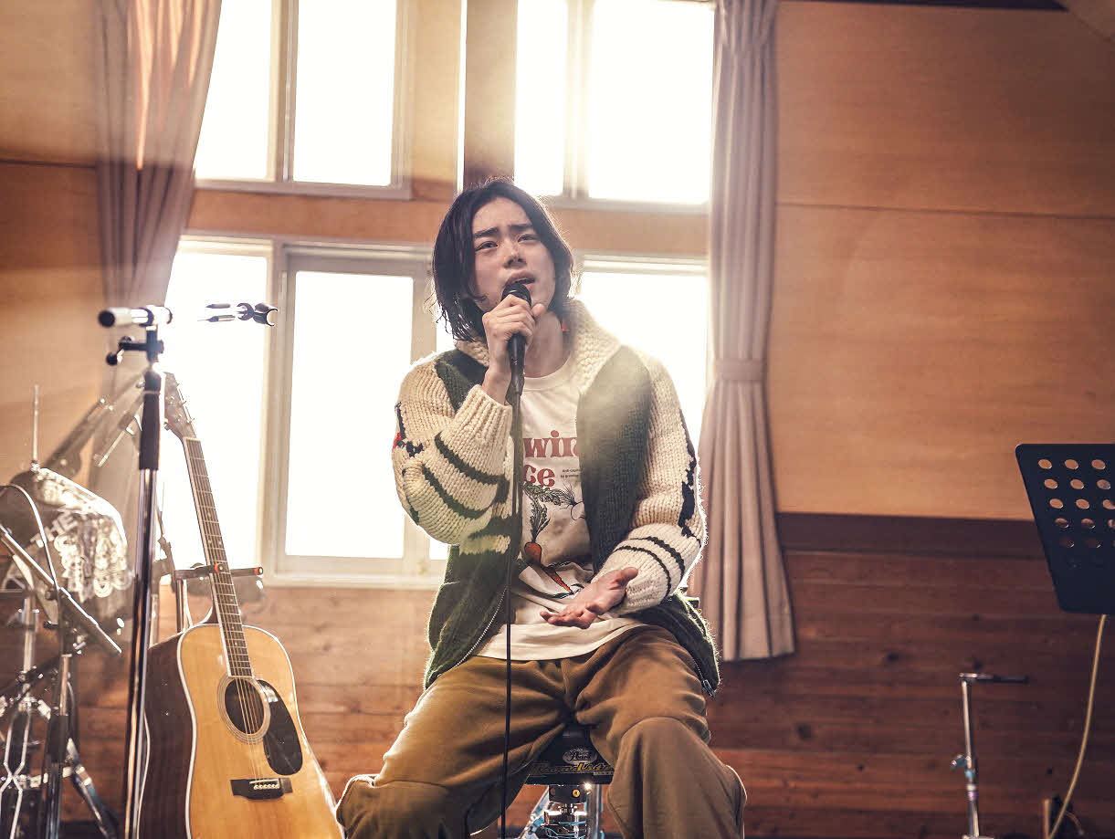 自身2度目となるオンラインライブ「菅田将暉LIVE STREAMING VOL.2」を行った菅田将暉　撮影・上飯坂一