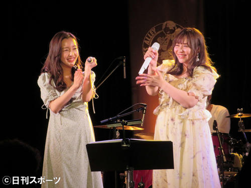 元AKB48河西智美、出産前最後のライブに“ママ友”板野友美が登場「感謝