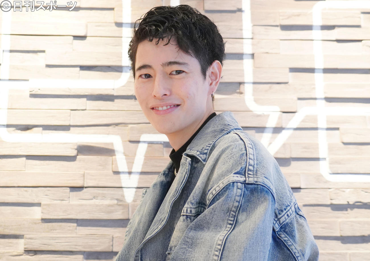 「フィリピンと日本の架け橋になりたい」と語るFumiya（撮影・佐藤成）