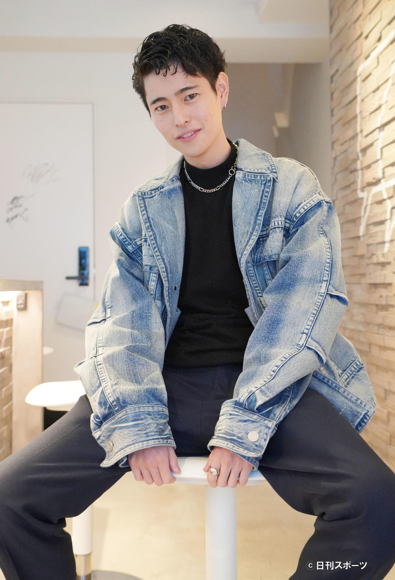 「フィリピンと日本の懸け橋になりたい」と語るFumiya（撮影・佐藤成）