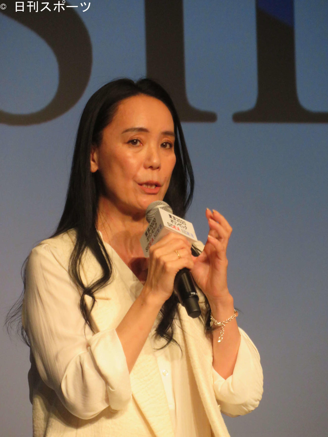 東京五輪公式記録映画の製作報告会見を開いた河瀬直美監督（撮影・村上幸将）