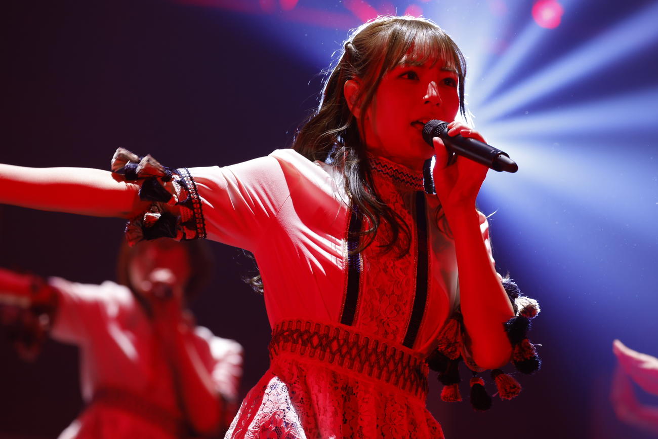 卒業コンサートでパフォーマンスする乃木坂46北野日奈子
