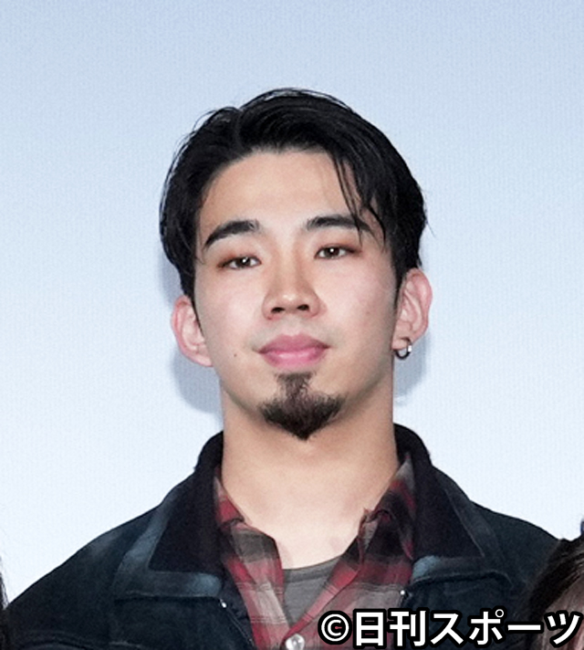 King Gnuの新井和輝（2022年1月撮影）
