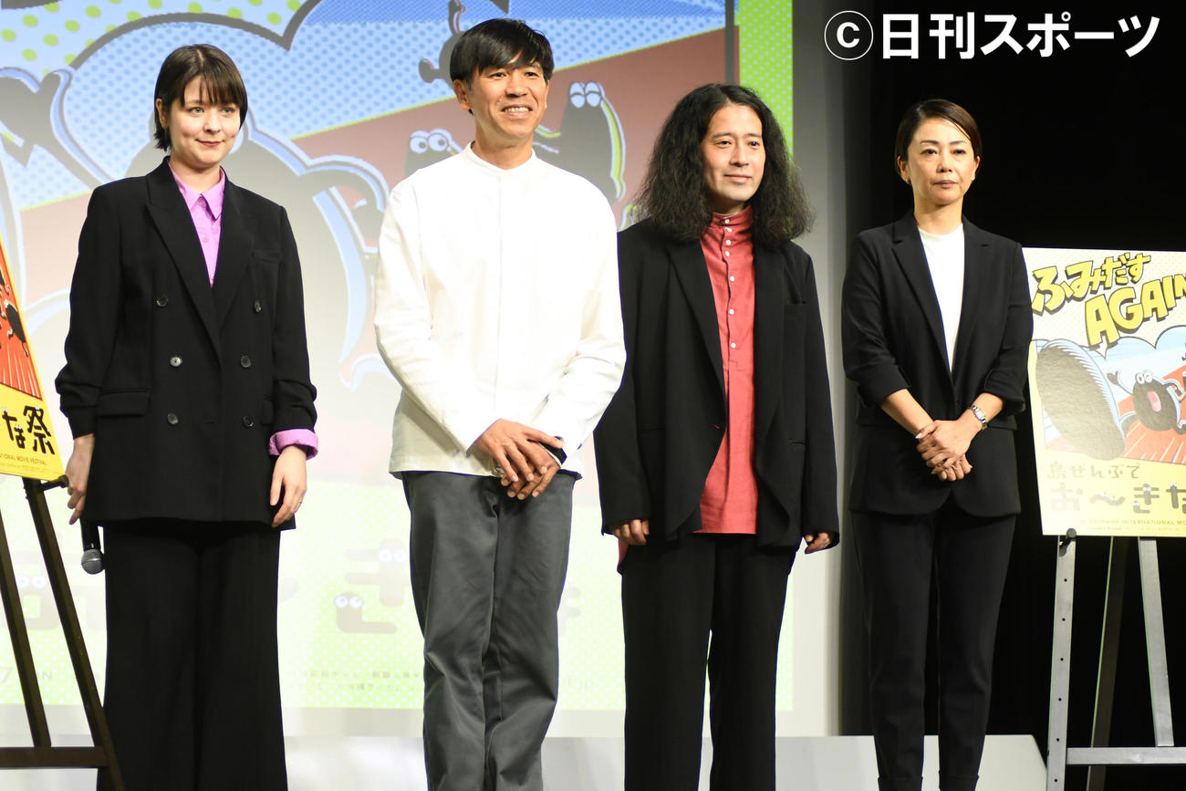 「有楽町でも沖縄国際映画祭！」イベントに出席した、左から奥浜レイラ、ゴリ、又吉直樹、和泉かな社長（撮影・大友陽平）