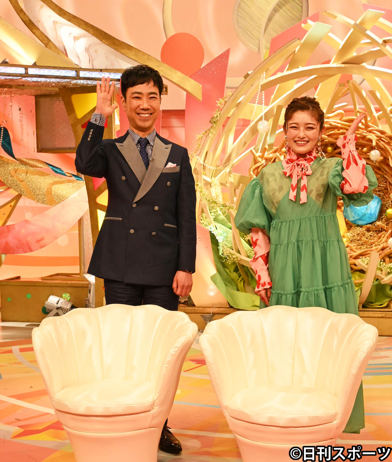 初収録に臨んだ藤井隆（左）、井上咲楽（撮影・松浦隆司）