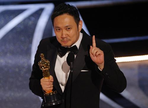 アカデミー賞 国際長編映画賞を受賞した「ドライブ・マイ・カー」の濱口竜介監督(ロイター)