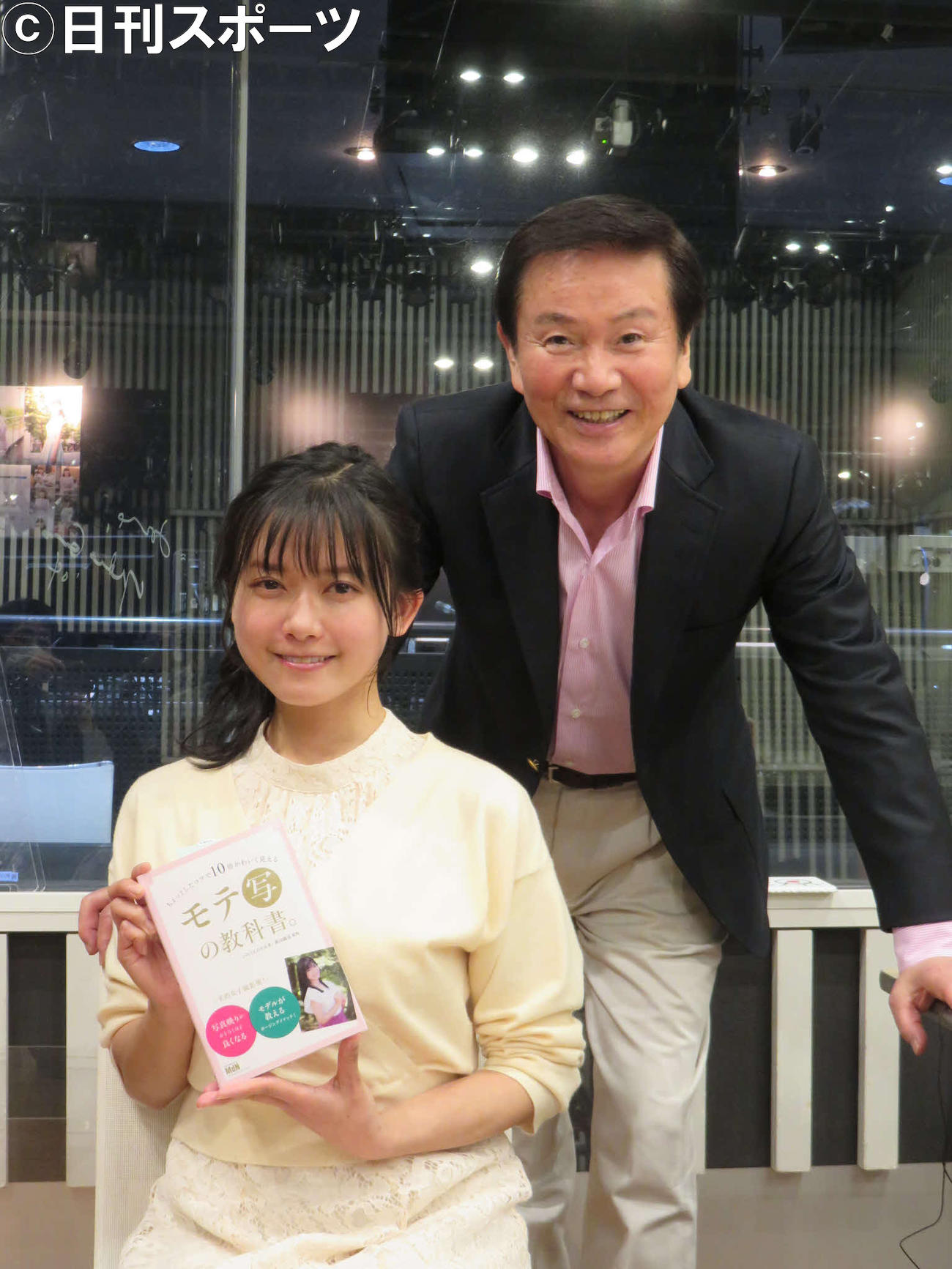 森田健作（右）のラジオ番組にゲスト出演した、いのうえのぞみ