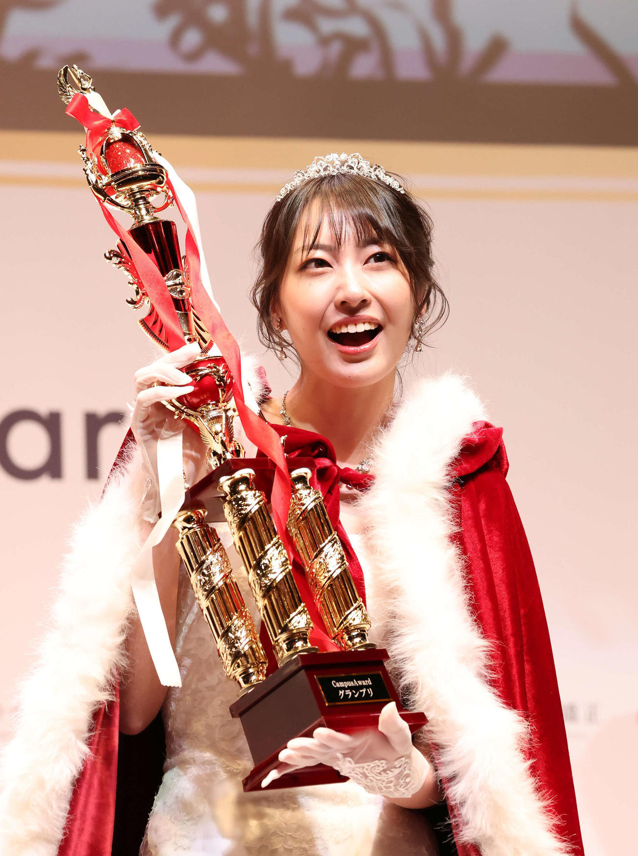 「キレイライン　Campus Award 2022」でグランプリに選ばれた藤井珠生（撮影・丹羽敏通）