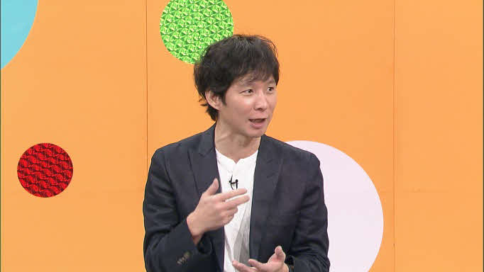 千葉テレビ「白黒アンジャッシュ」で劇団ひとりと語り合うアンジャッシュ渡部建（C）チバテレ