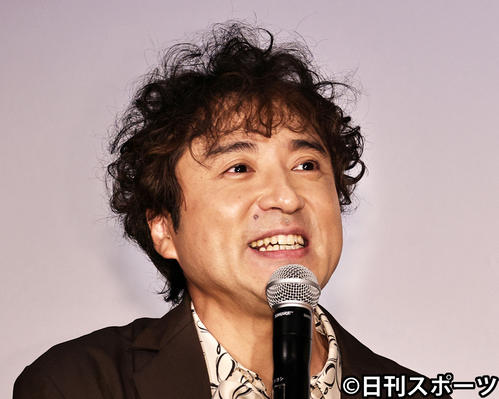 ムロツヨシ（2021年12月撮影）