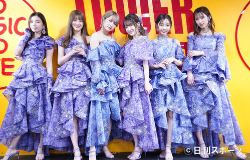 ラストアルバム「DIAMOND」のリリースイベントを開催した、predia。左から村上瑠美奈、水野まい、湊あかね、沢口けいこ、桜子、まえだゆう（撮影・佐藤勝亮）