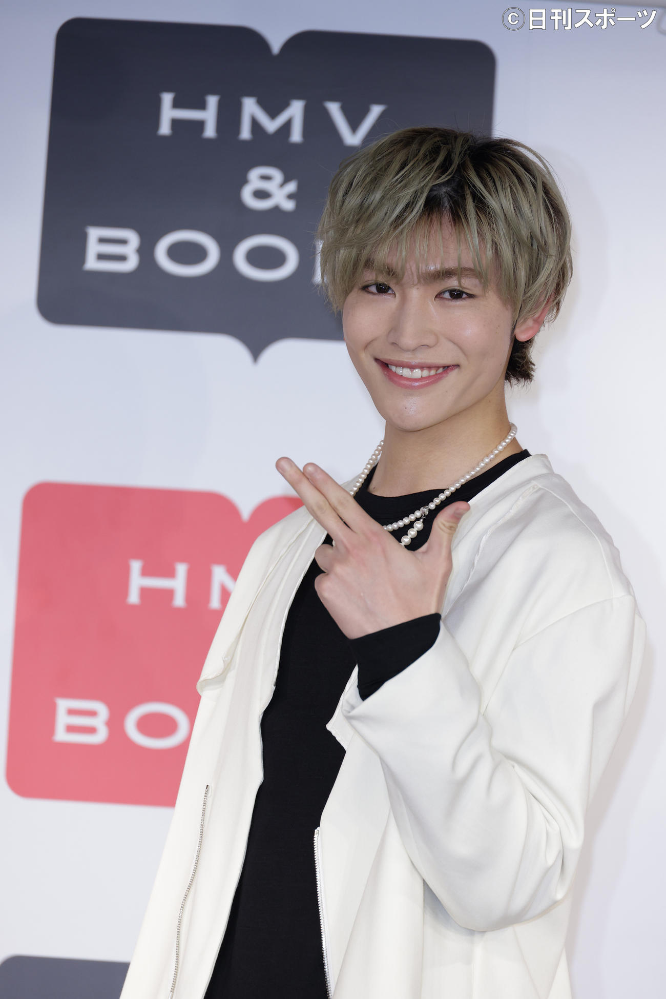 写真集発売記念イベントを行った増子敦貴（撮影・中島郁夫）