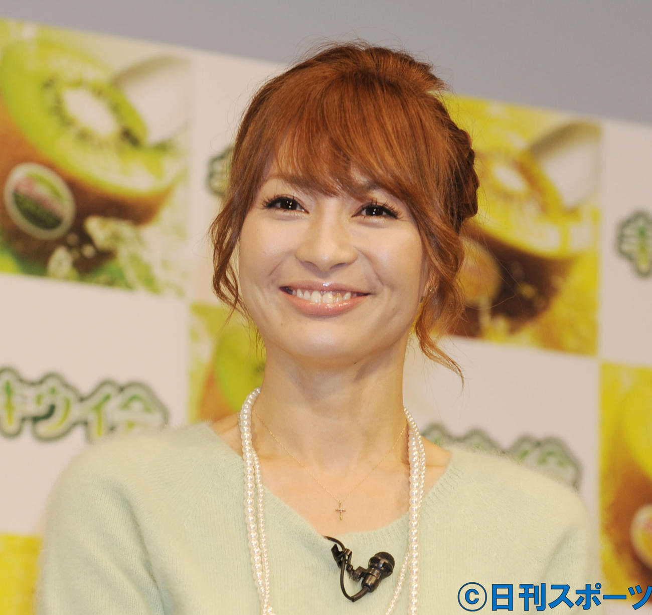 新山千春（2012年9月撮影）