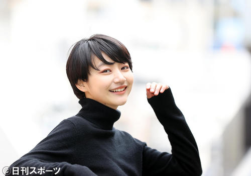 あどけなさの中に、大人びた雰囲気も併せ持つyukino