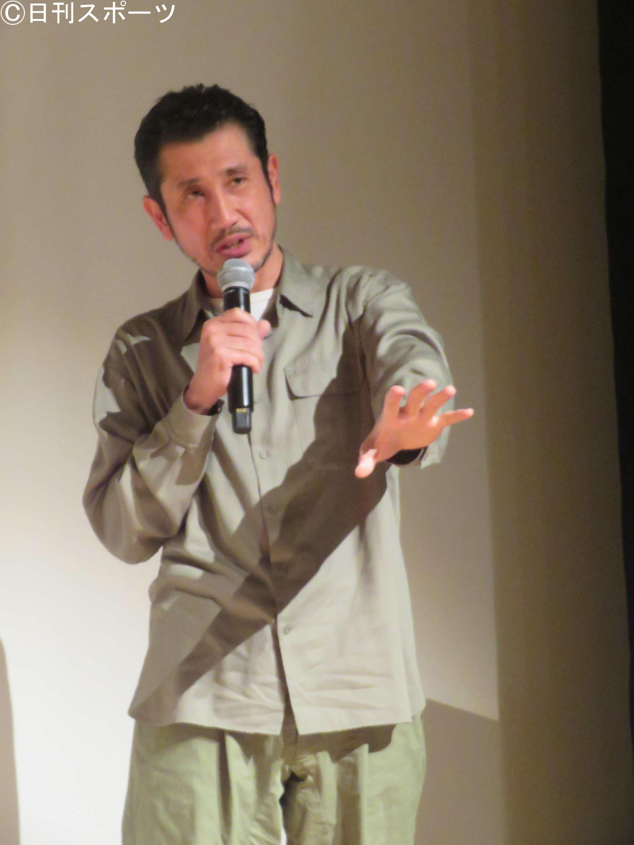 映画「山歌」公開前先行試写で熱く語る渋川清彦（撮影・村上幸将）
