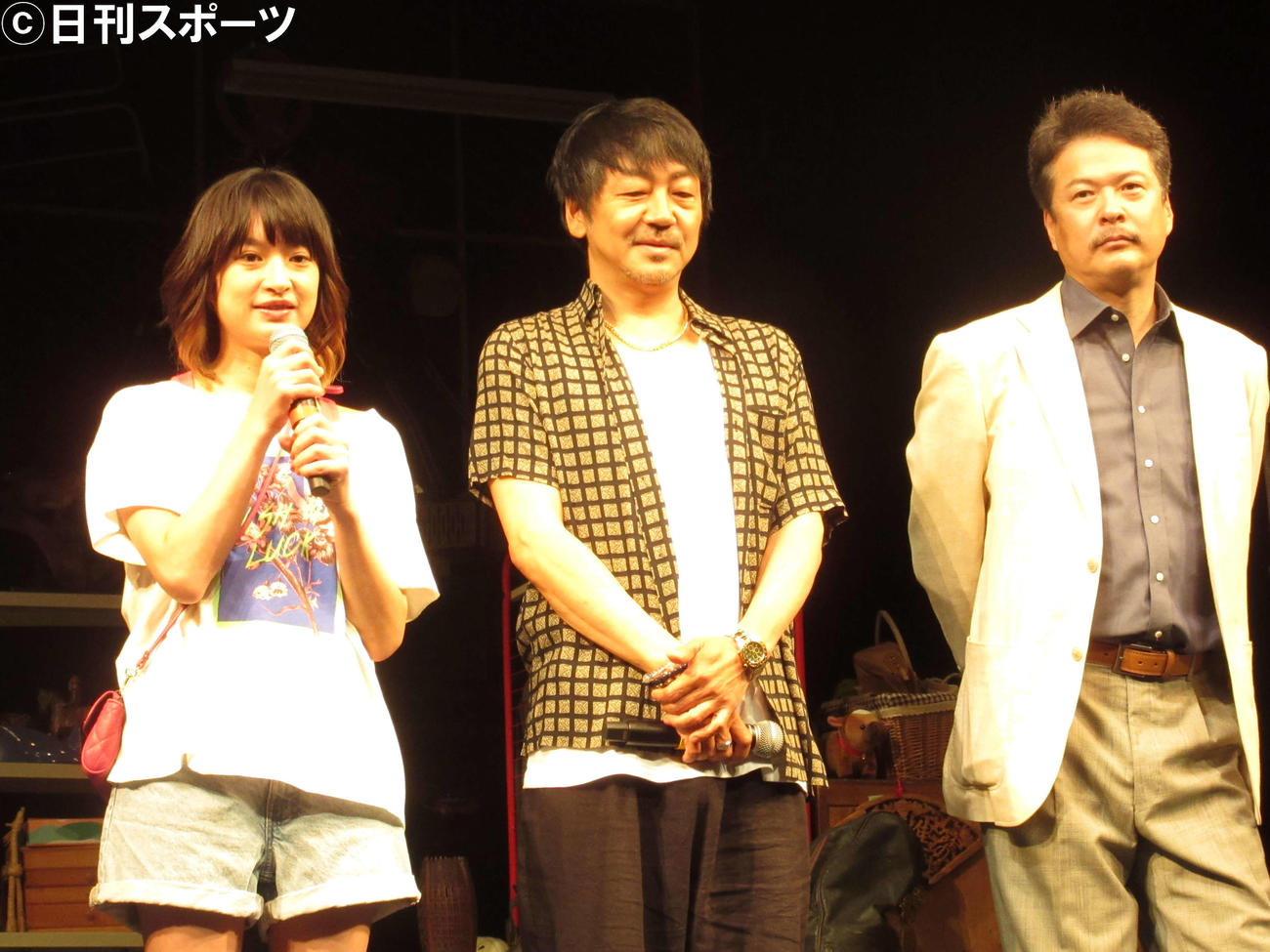 赤堀雅秋プロデュース「ケダモノ」初日前会見に出席した、左から門脇麦、大森南朋、田中哲司（撮影・加藤理沙）